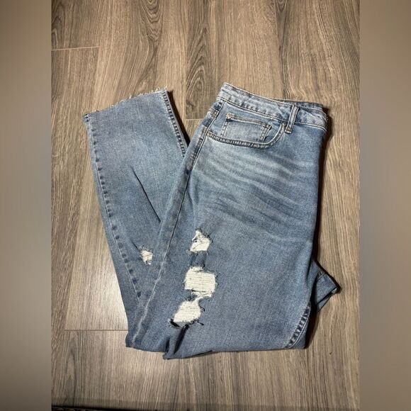 New! No Boundaries Relaxed Fit Stretch Denim Super High Rise Straight Distressed - Picture 5 of 8